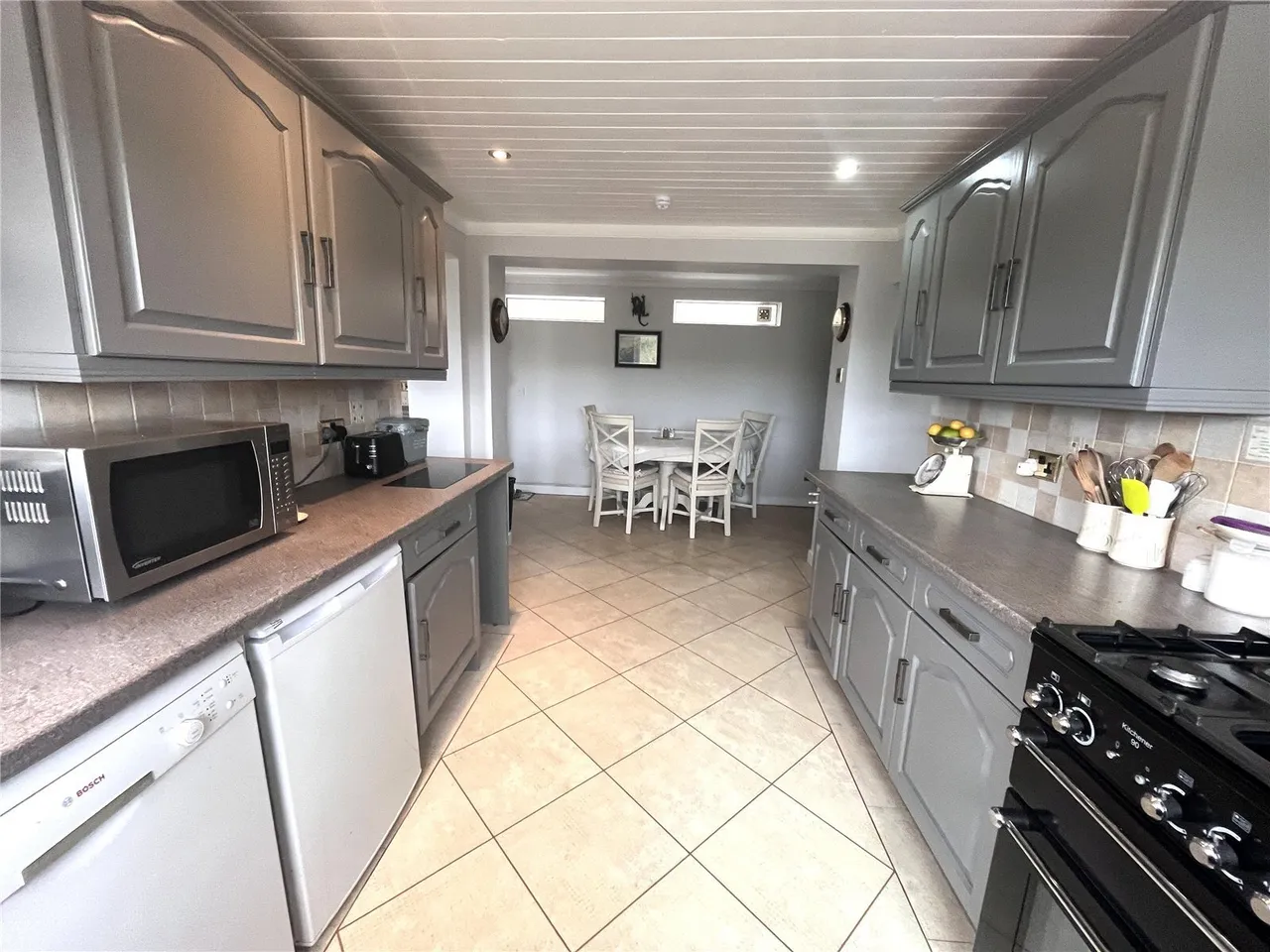 Beach Road, Llanreath, SA72, photo 4