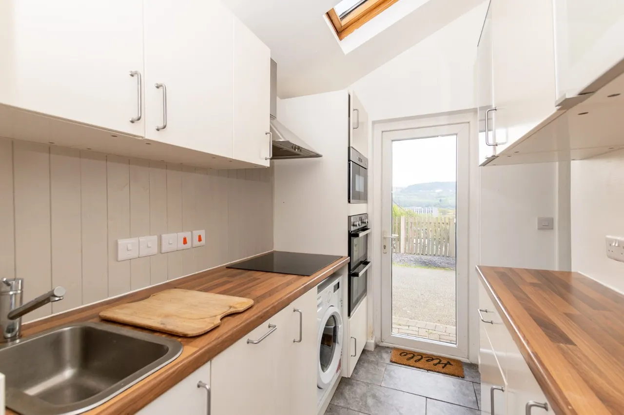 Hillside Cottages, Dolgarrog, photo 5