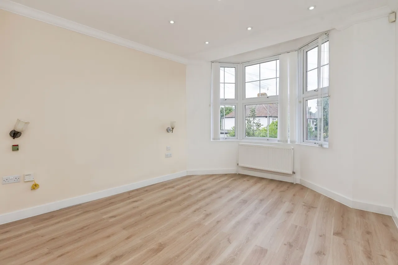 Percy Road, London, photo 3