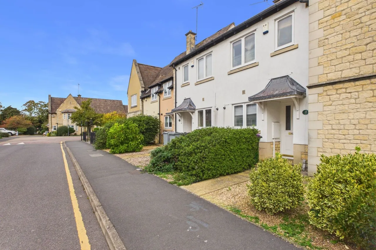 Gresley Drive, Stamford, PE9, photo 2