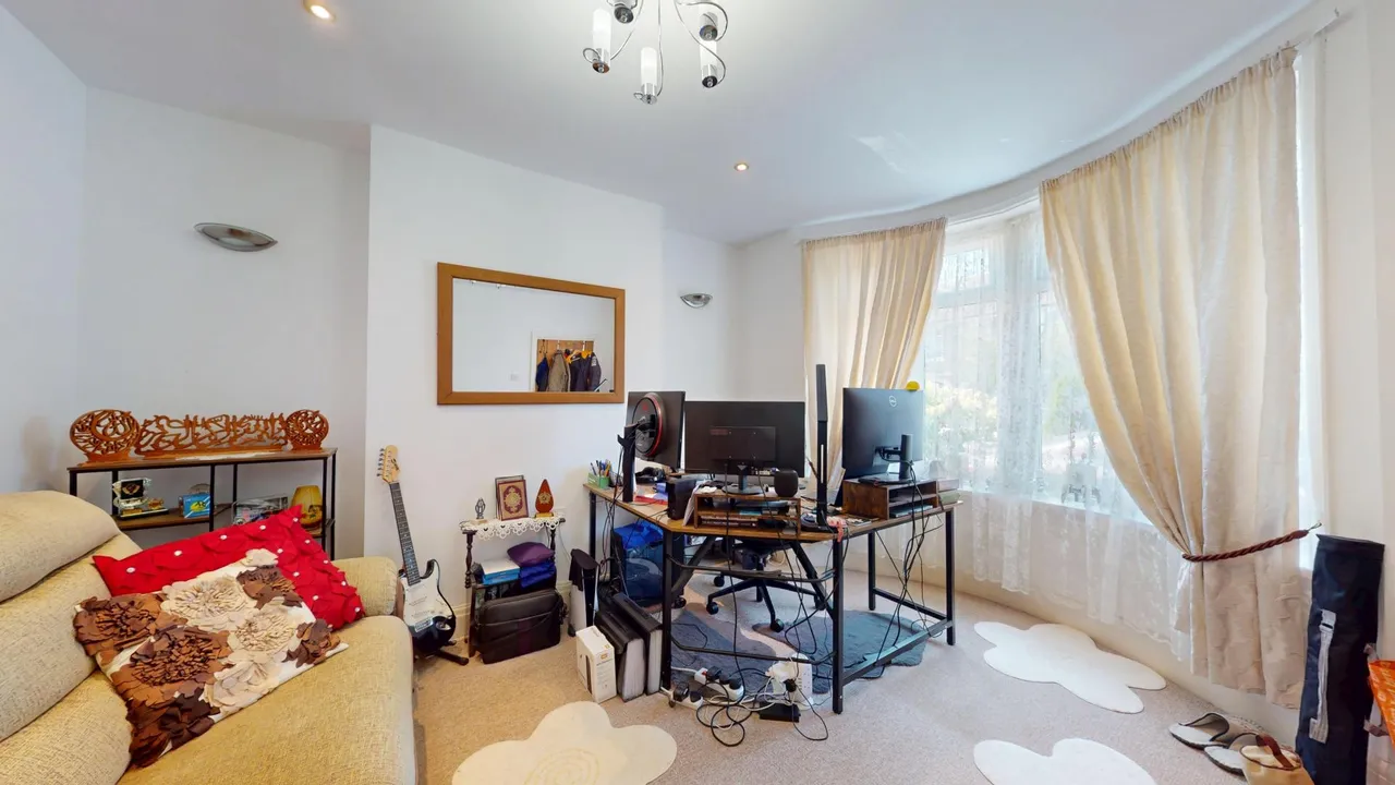St Agnes Road, Heath, CF14, photo 3