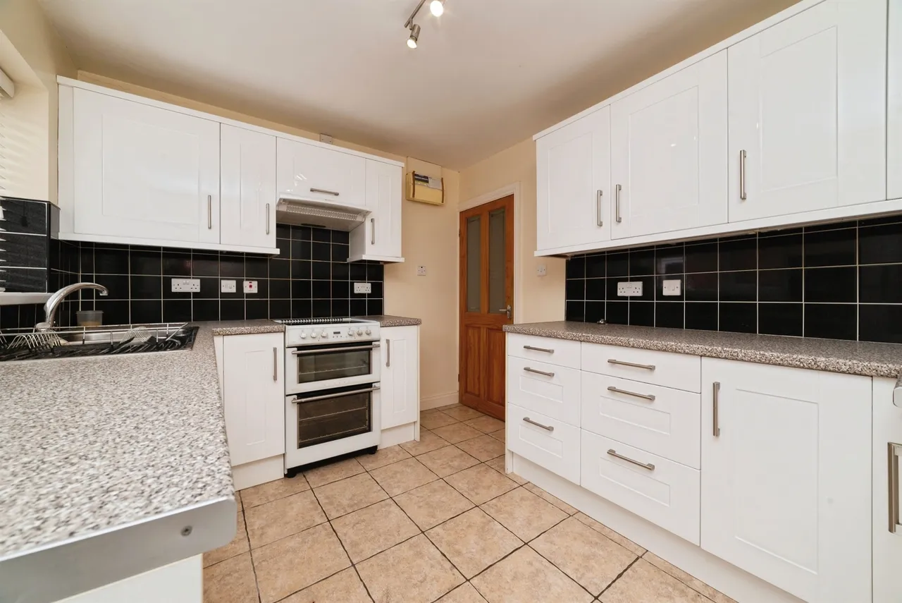 Windsor Avenue, Anlaby, Hull, photo 5