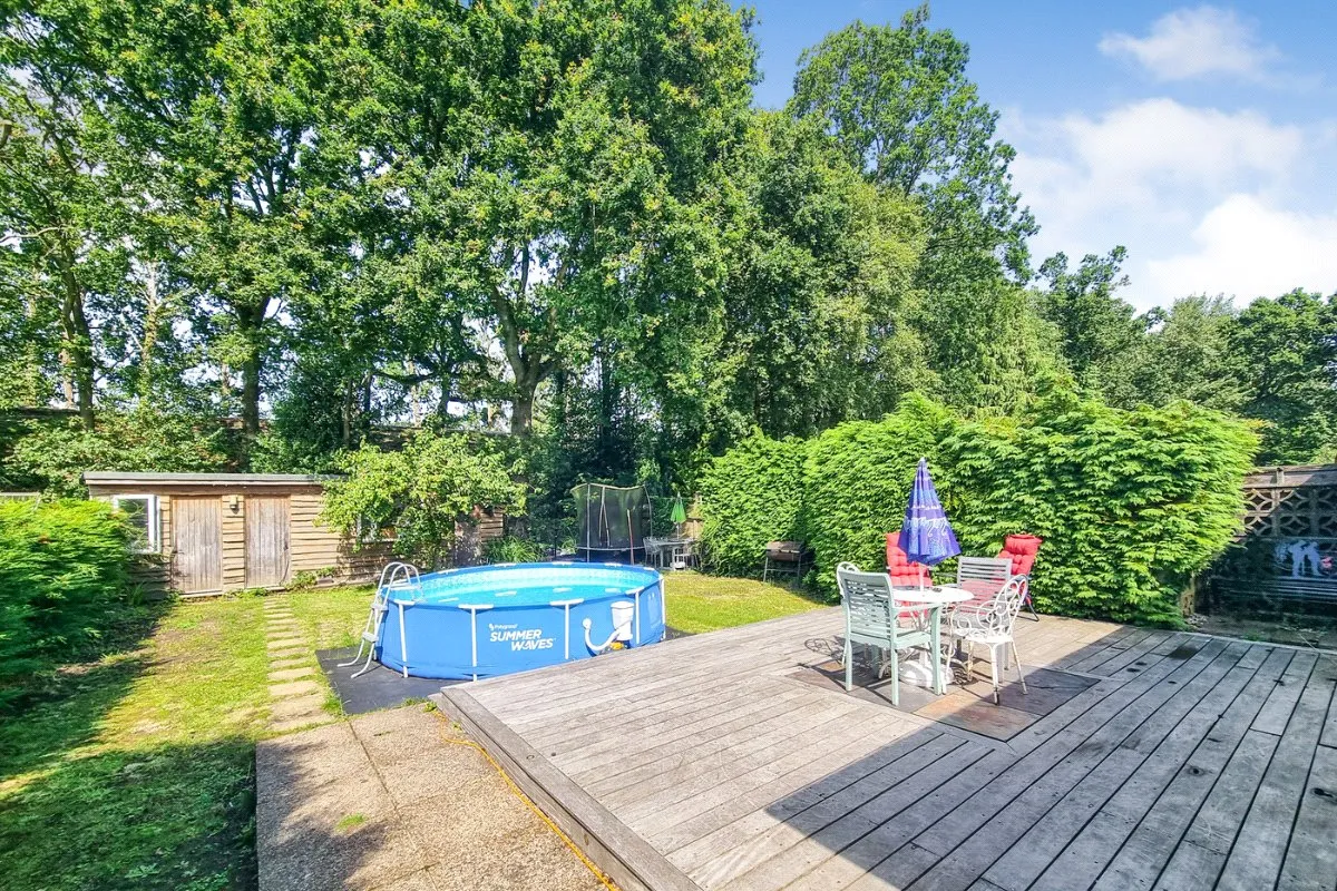 Wentworth Crescent, Ash Vale, Guildford, Surrey, GU12 5LQ, photo 8
