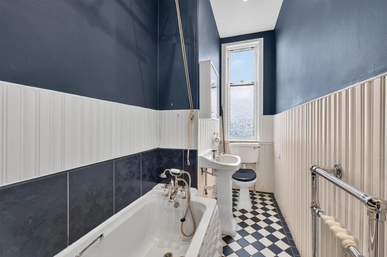 Great Junction Street, Edinburgh, EH6, photo 14