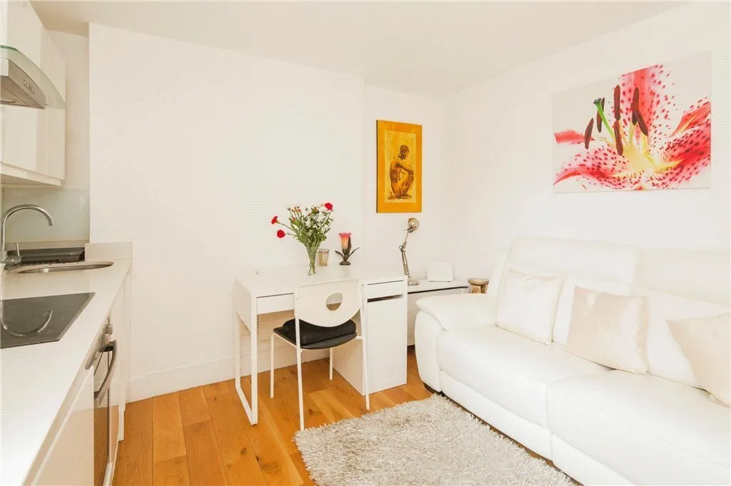Battersea Rise, Battersea, London, SW11, photo 4