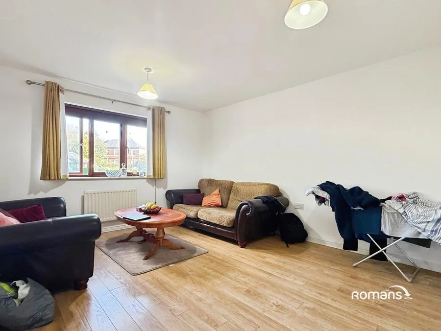 Hines Court, Basingstoke, RG24, photo 9