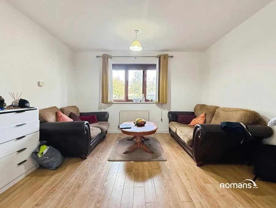 Hines Court, Basingstoke, RG24, photo 4