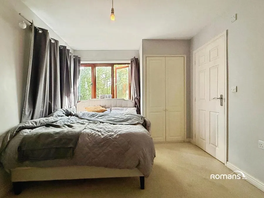 Hines Court, Basingstoke, RG24, photo 5