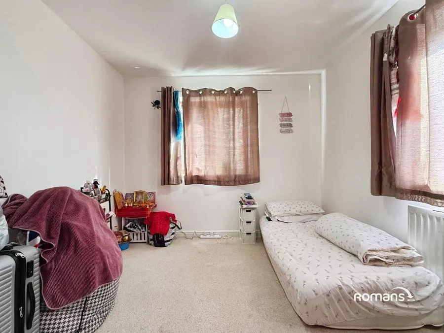 Hines Court, Basingstoke, RG24, photo 7