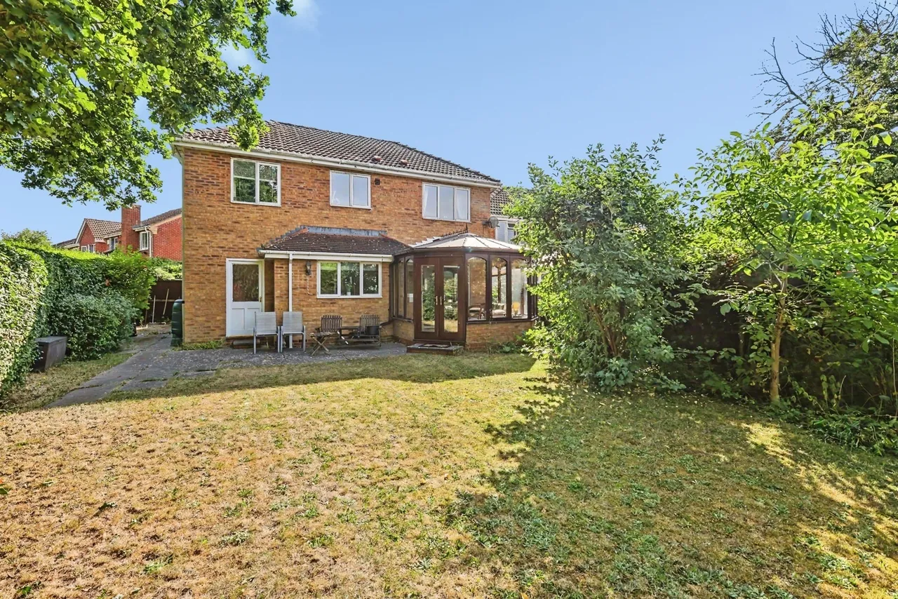Hawkstone Close, Duston, Northampton, Northamptonshire, NN5, photo 18
