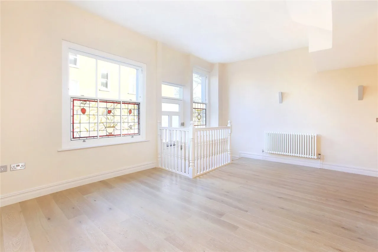 Clapham Common North Side, Battersea, SW4, photo 6