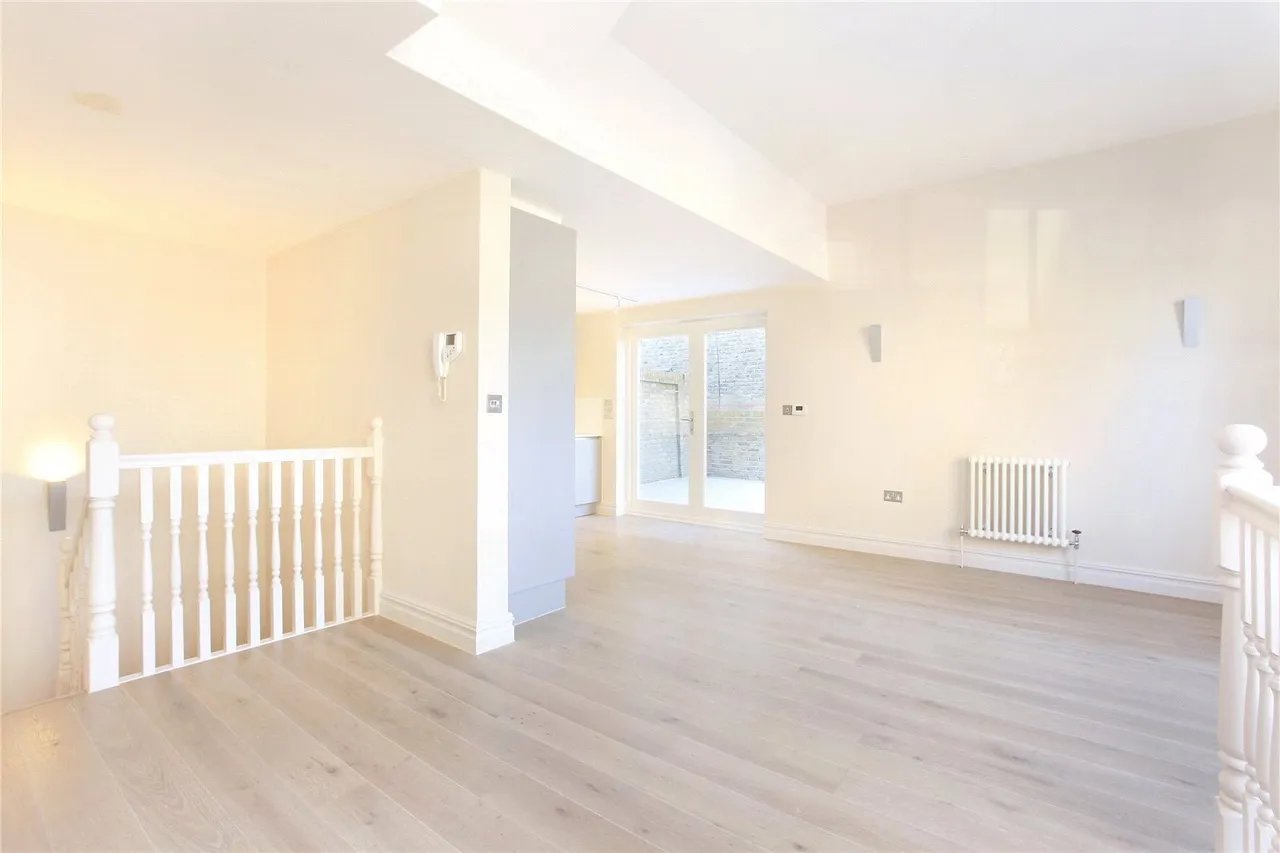Clapham Common North Side, Battersea, SW4, photo 5