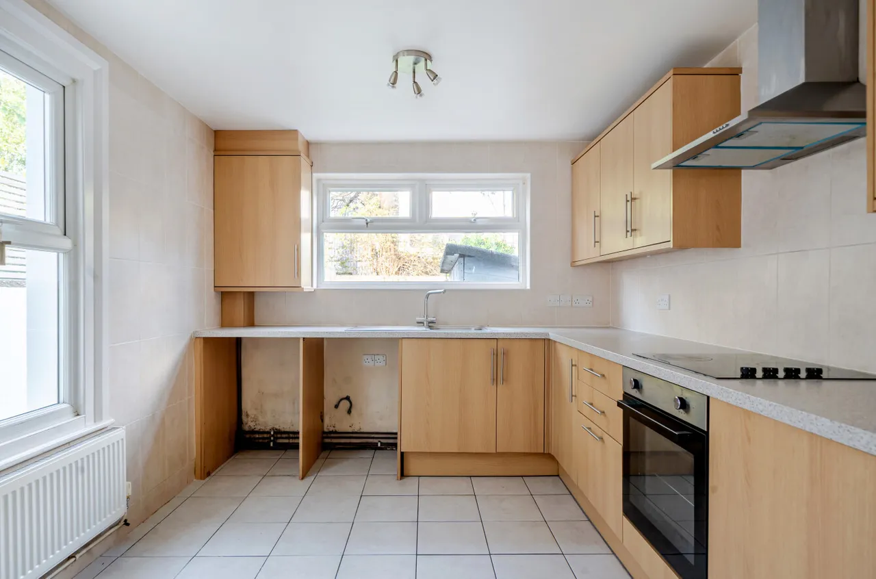 Queen Street, Worthing, BN14, photo 12