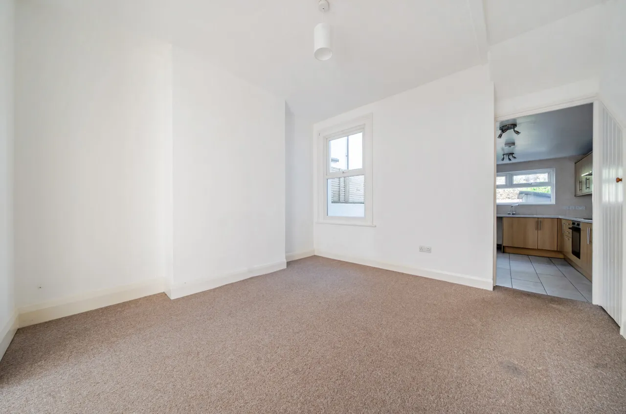 Queen Street, Worthing, BN14, photo 11