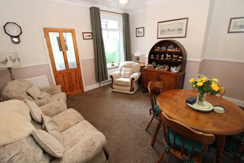 Barnsley Road, Brierley, photo 4