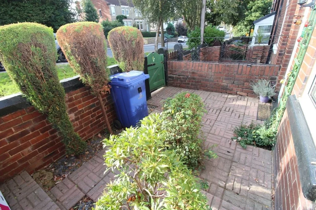 Barnsley Road, Brierley, photo 17