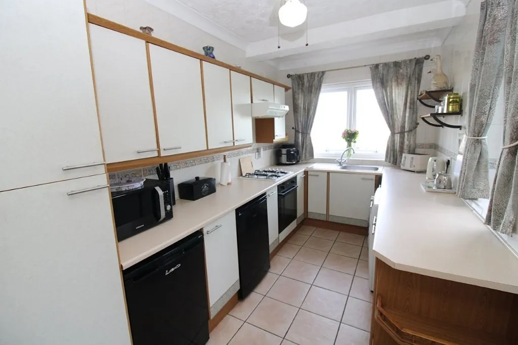 Barnsley Road, Brierley, photo 6