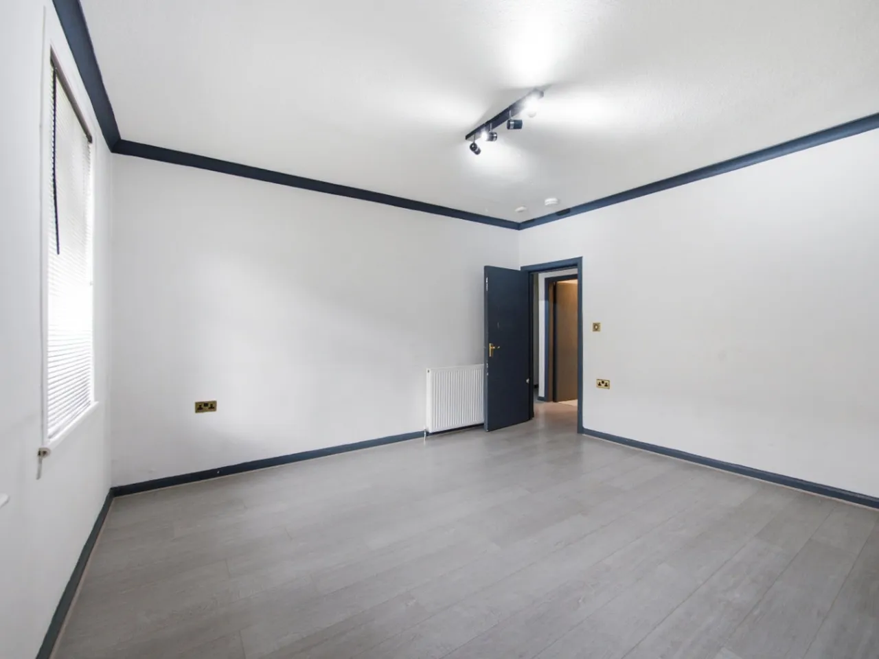 Loaning Crescent, Craigentinny, EH7, photo 7