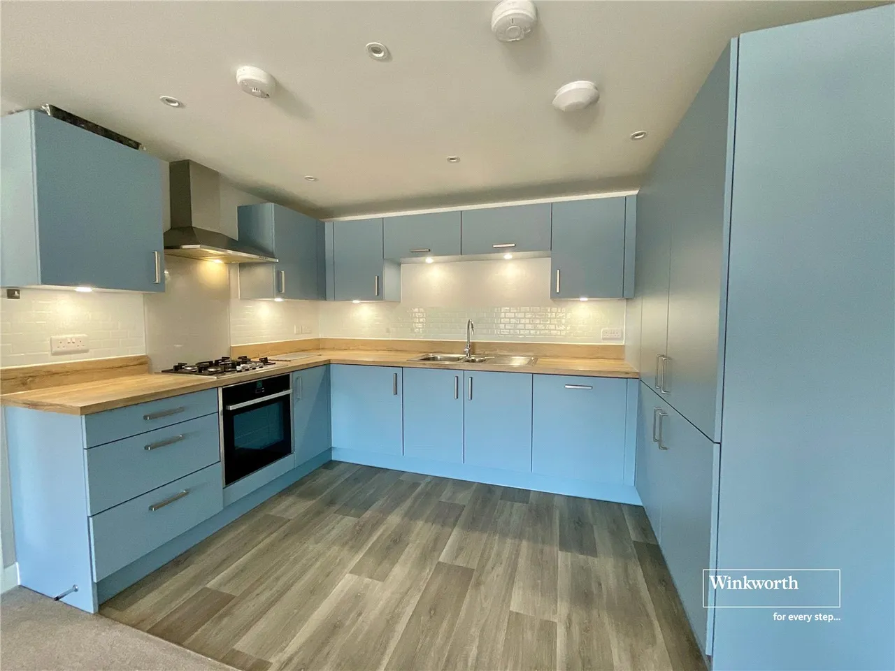 1 bed flat for sale — Lymington Road, Highcliffe, Christchurch, Dorset, BH23