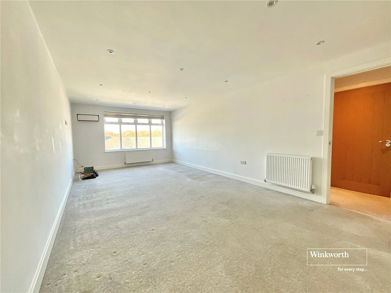 Lymington Road, Highcliffe, Christchurch, Dorset, BH23, photo 2