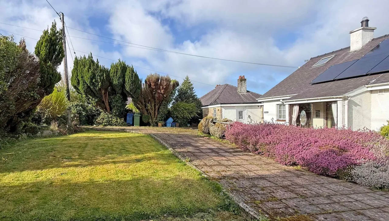 Rhostryfan, Caernarfon, LL54, photo 6