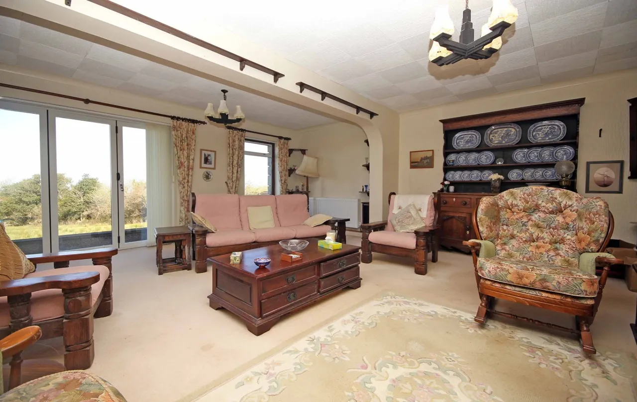 Rhostryfan, Caernarfon, LL54, photo 9