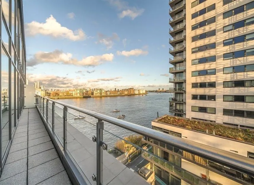 3 bed flat for sale — Wharf Street, Deptford, SE8