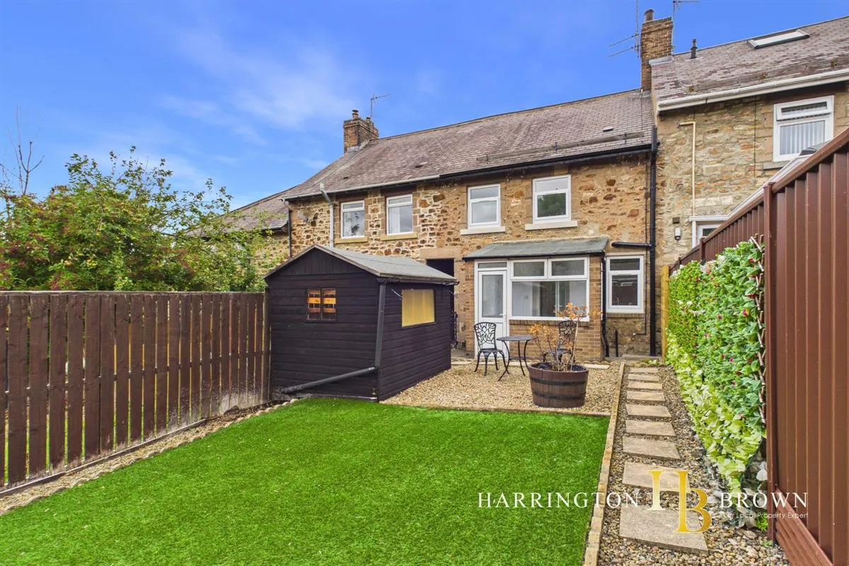 St Marys Crescent, Blackhill, photo 16
