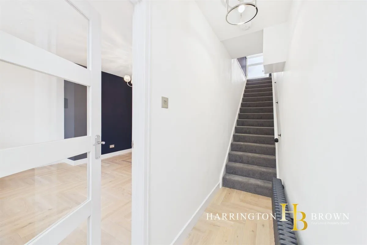 St Marys Crescent, Blackhill, photo 5