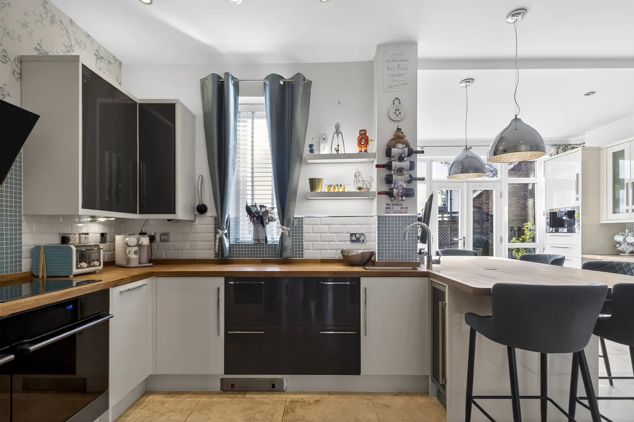 Kemsley Crescent, Broughton, MK10, photo 10
