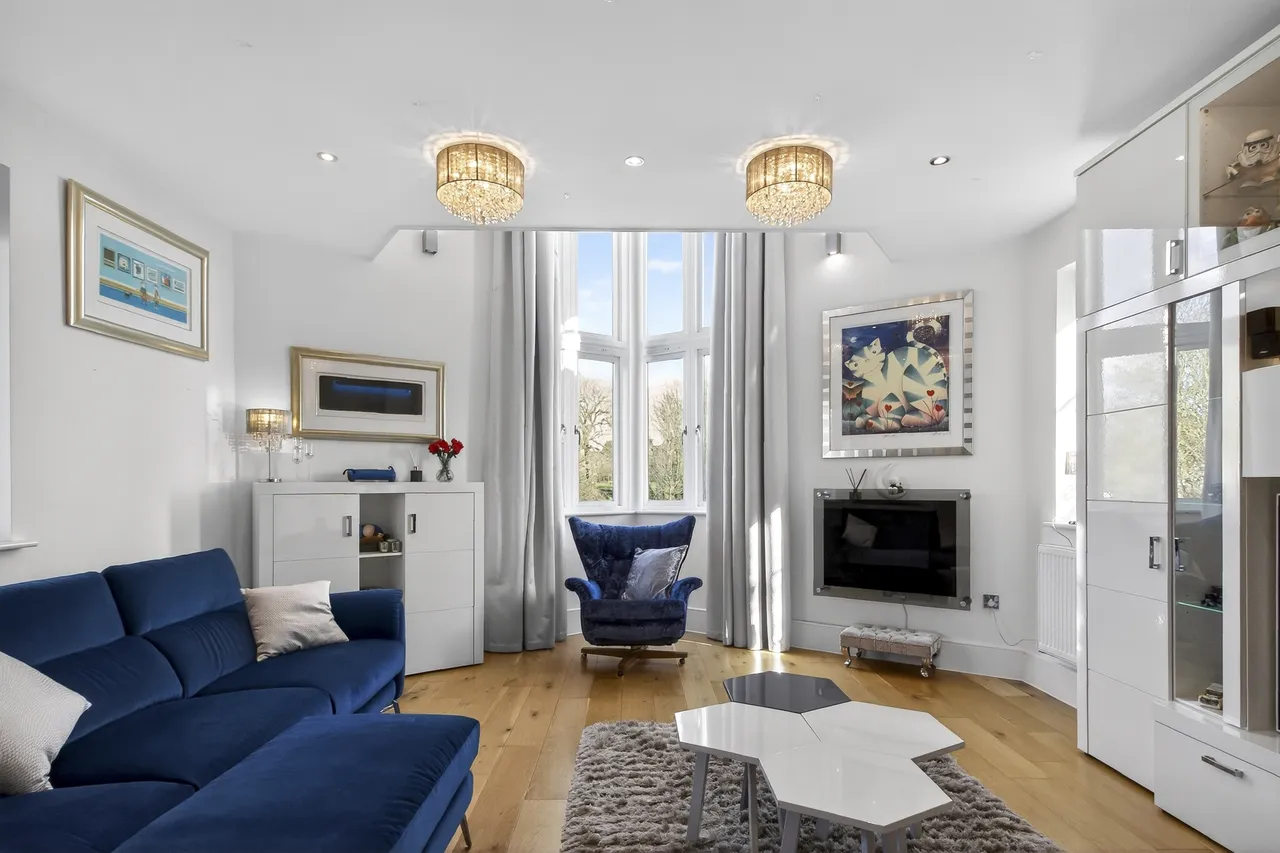 Kemsley Crescent, Broughton, MK10, photo 13