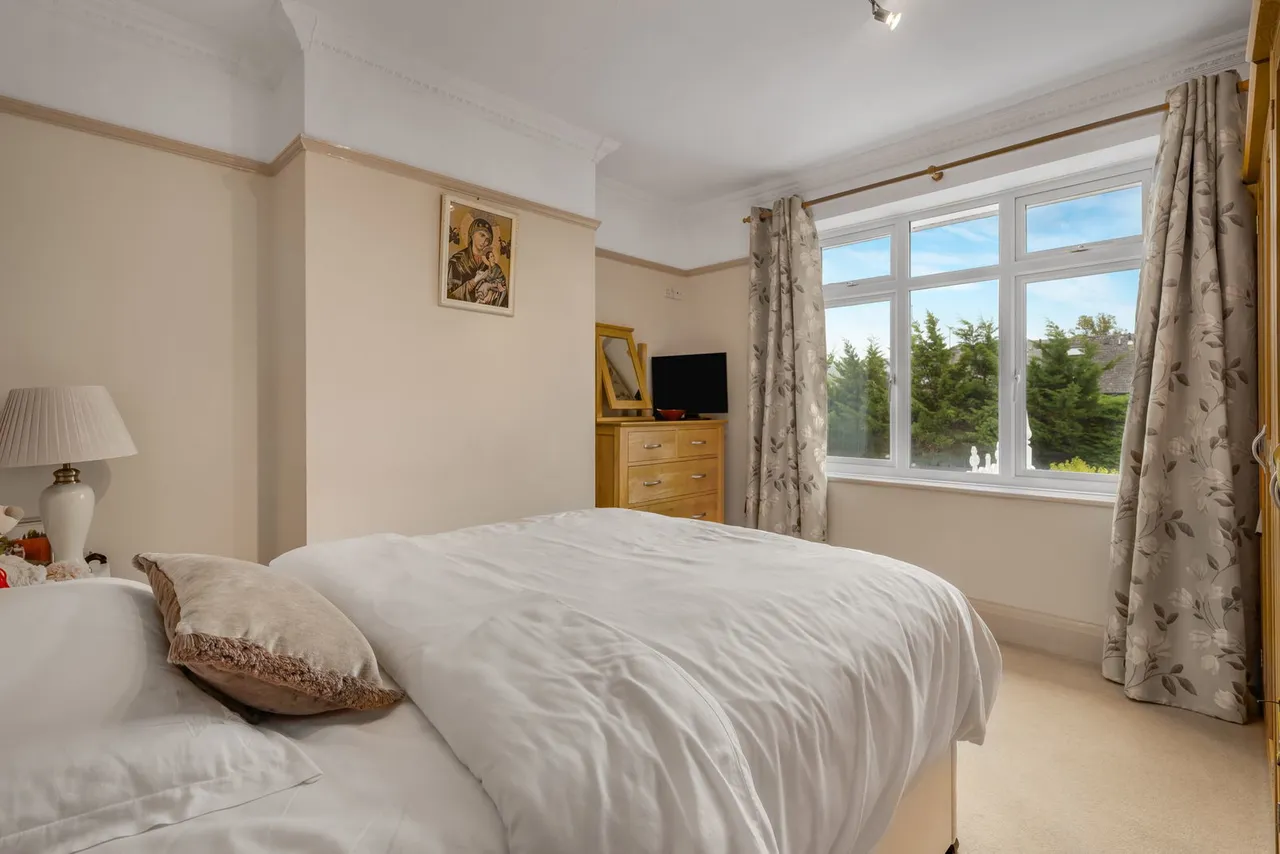 Jersey Avenue, Fairview, GL52, photo 9