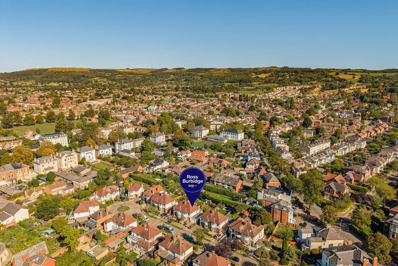 Jersey Avenue, Fairview, GL52, photo 17