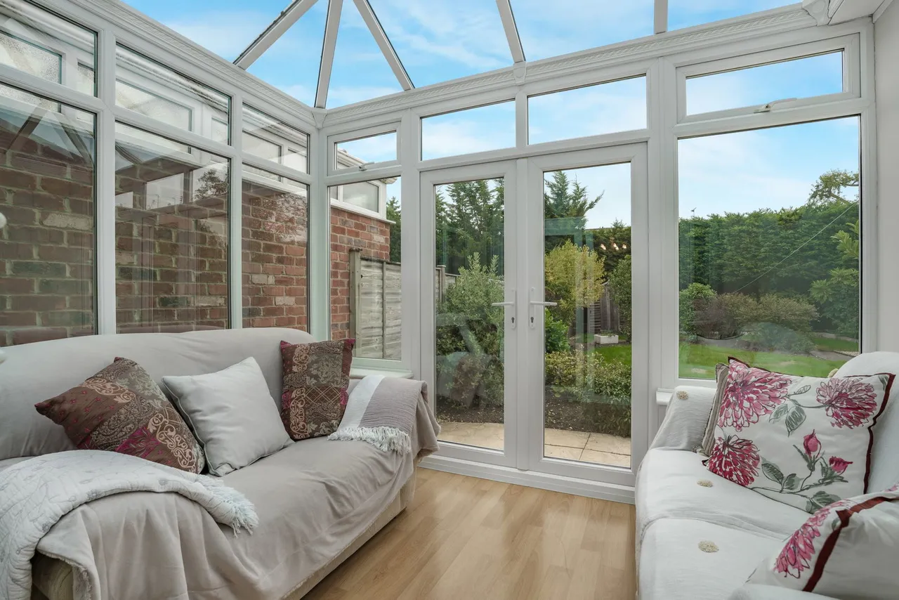 Jersey Avenue, Fairview, GL52, photo 12