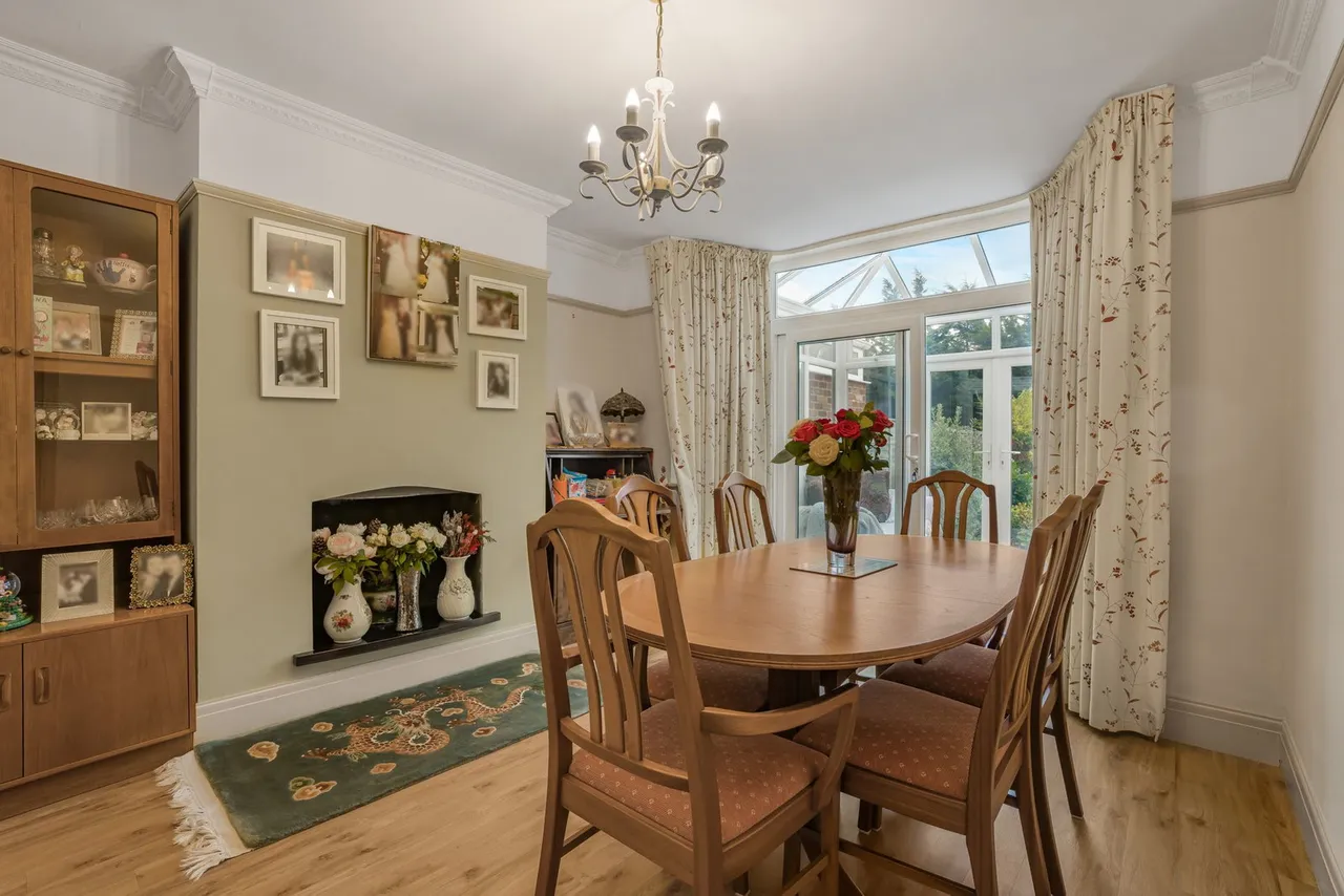 Jersey Avenue, Fairview, GL52, photo 7