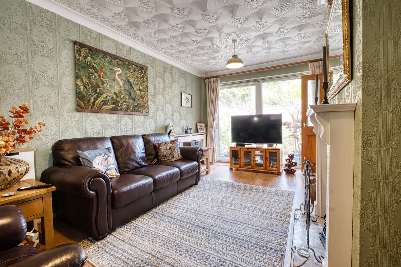 Biddenden Way, Istead Rise, Gravesend, DA13, photo 6