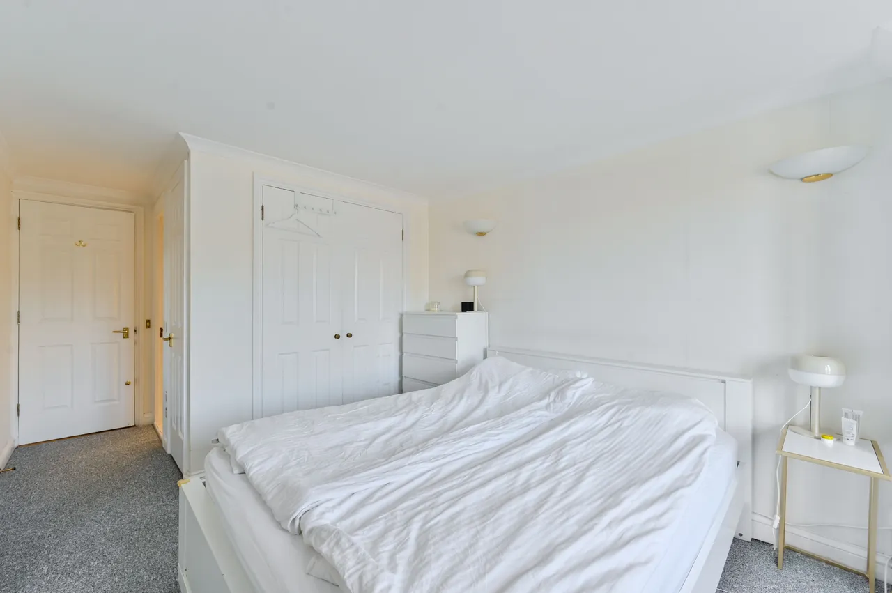 London, SW11, photo 7