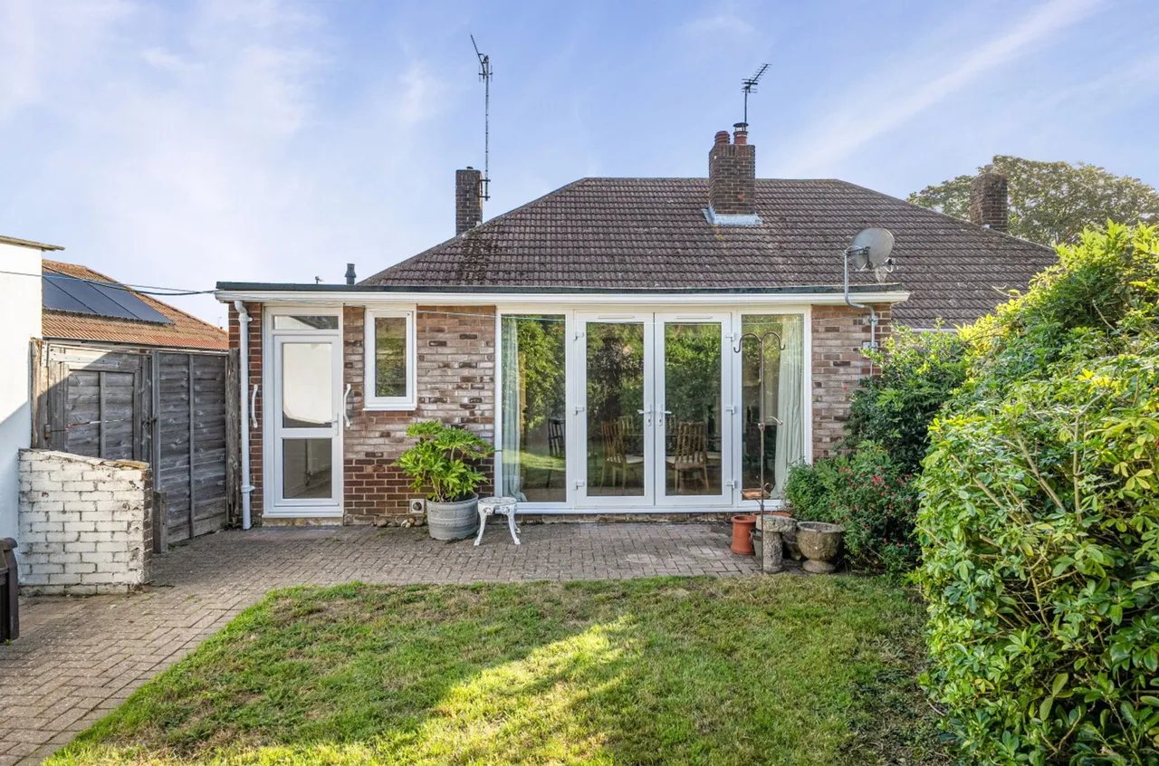 Belgrave Crescent, Chichester, PO19, photo 6