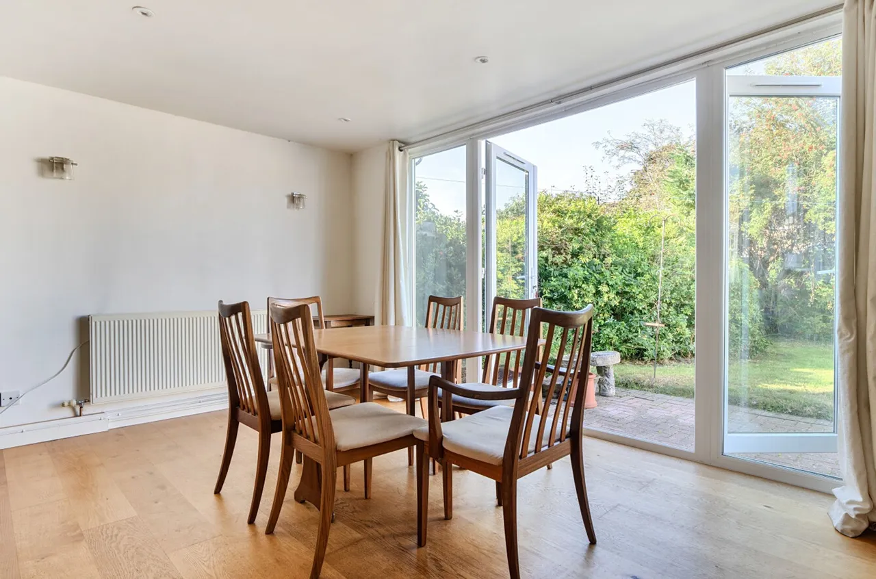 Belgrave Crescent, Chichester, PO19, photo 9