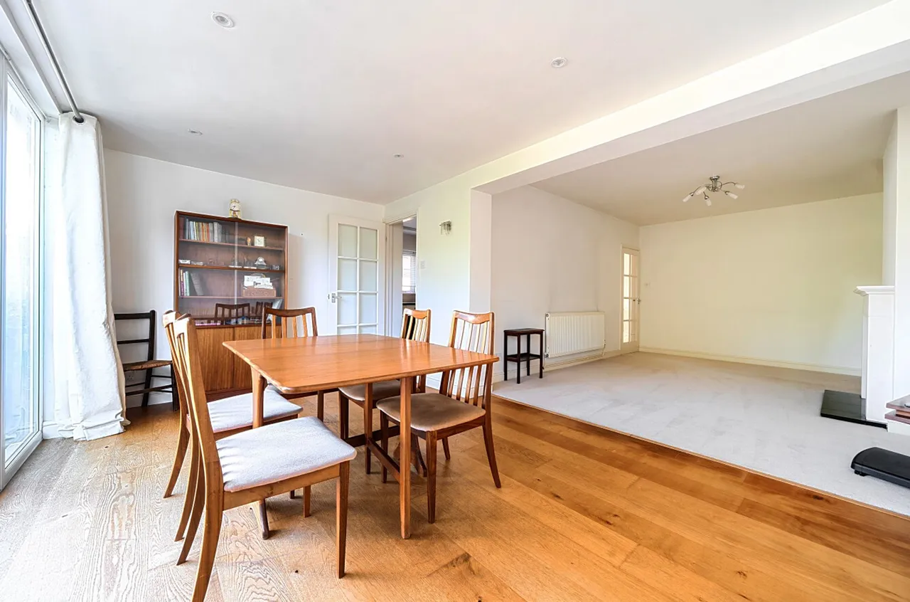Belgrave Crescent, Chichester, PO19, photo 2