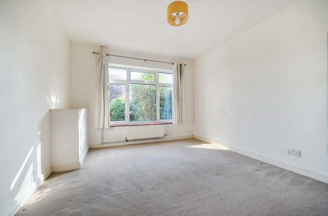 Belgrave Crescent, Chichester, PO19, photo 19