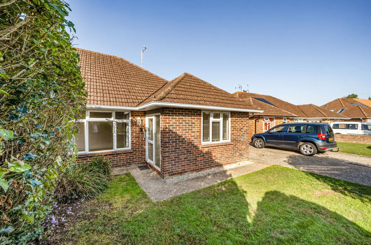 Belgrave Crescent, Chichester, PO19, photo 5