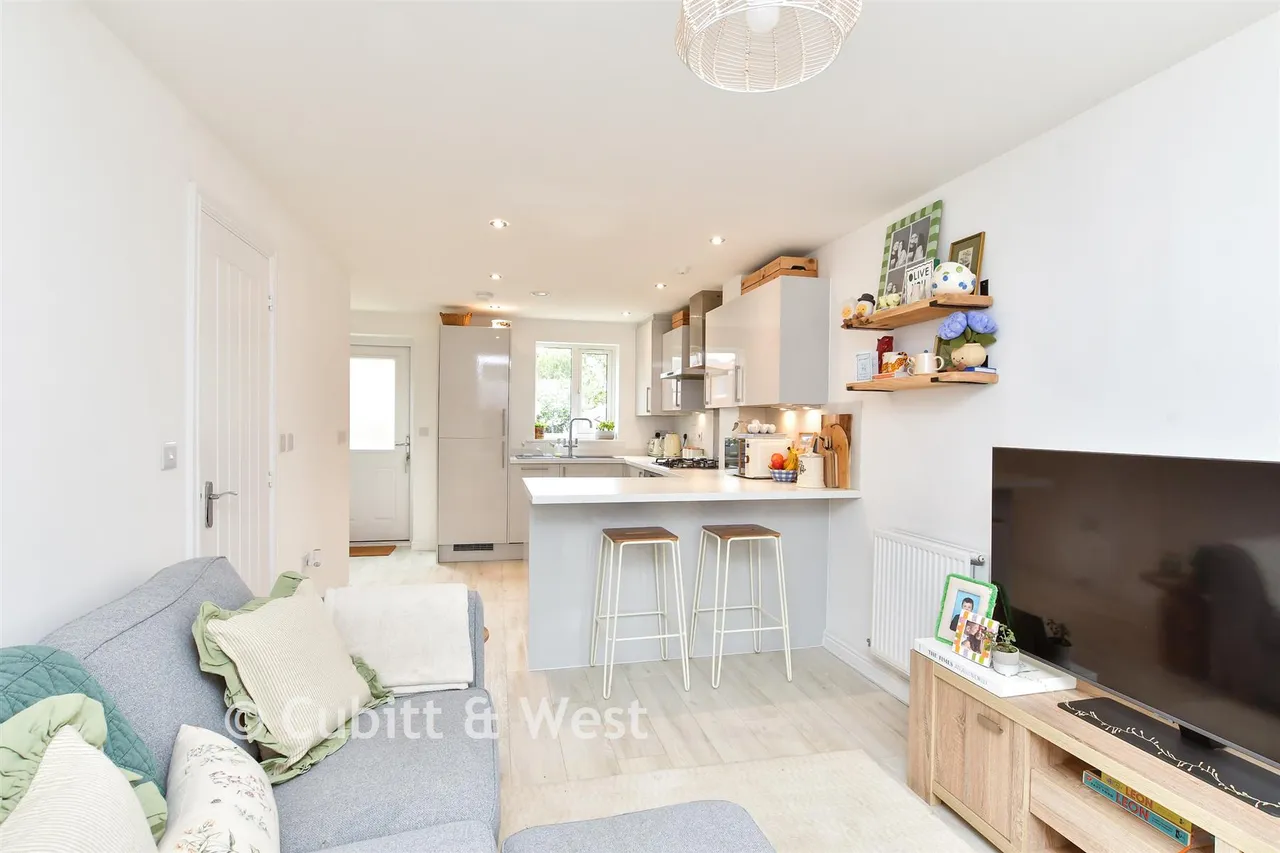 Windflower Chase, Worthing, BN13, photo 5