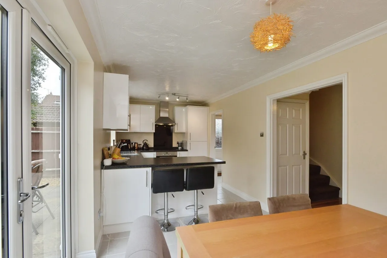 Hartington Grove, Emerson Valley, Milton Keynes, Buckinghamshire, MK4, photo 6