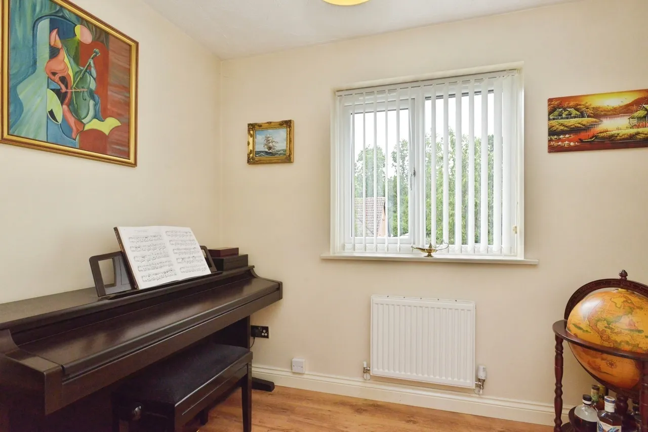 Hartington Grove, Emerson Valley, Milton Keynes, Buckinghamshire, MK4, photo 14