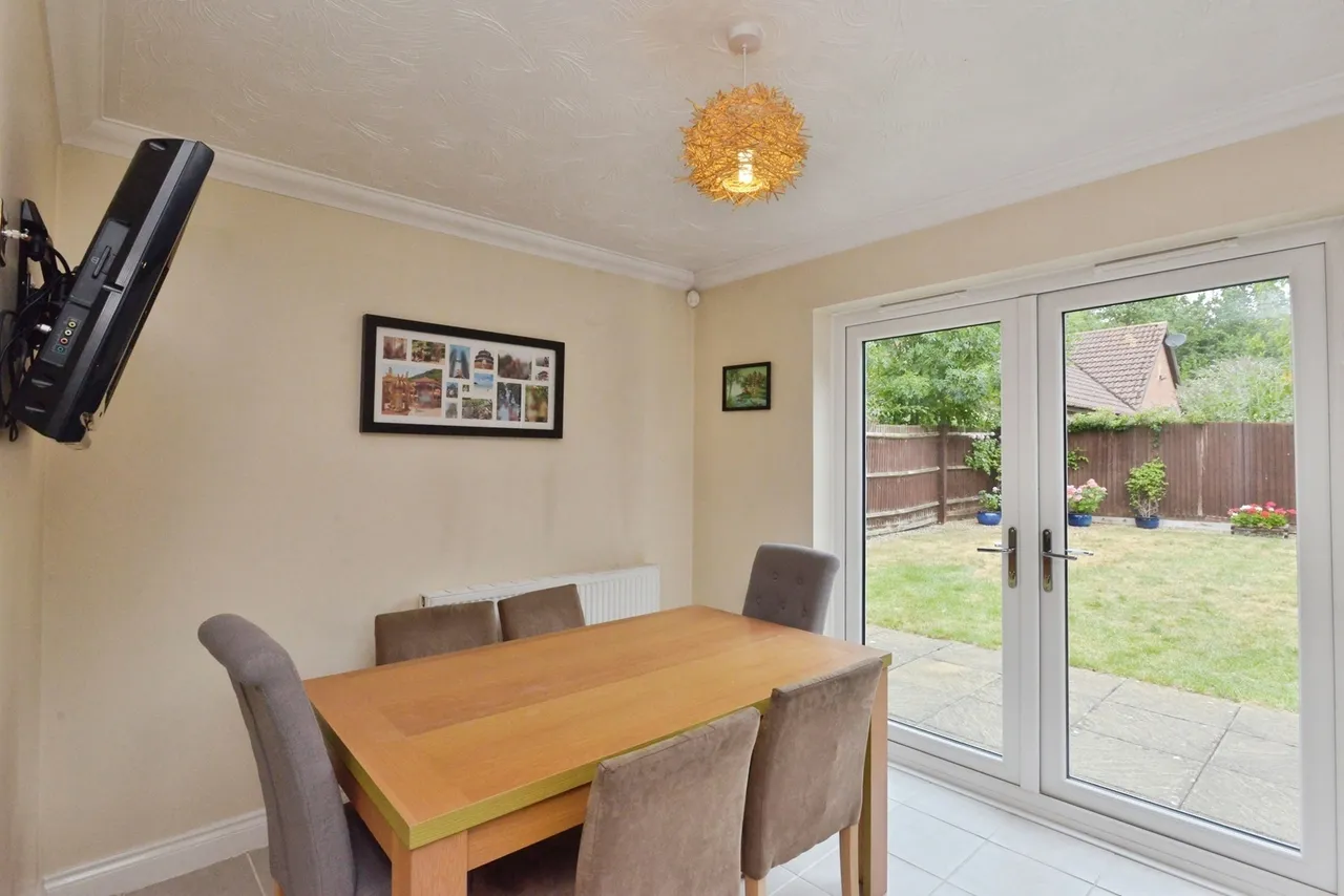 Hartington Grove, Emerson Valley, Milton Keynes, Buckinghamshire, MK4, photo 7