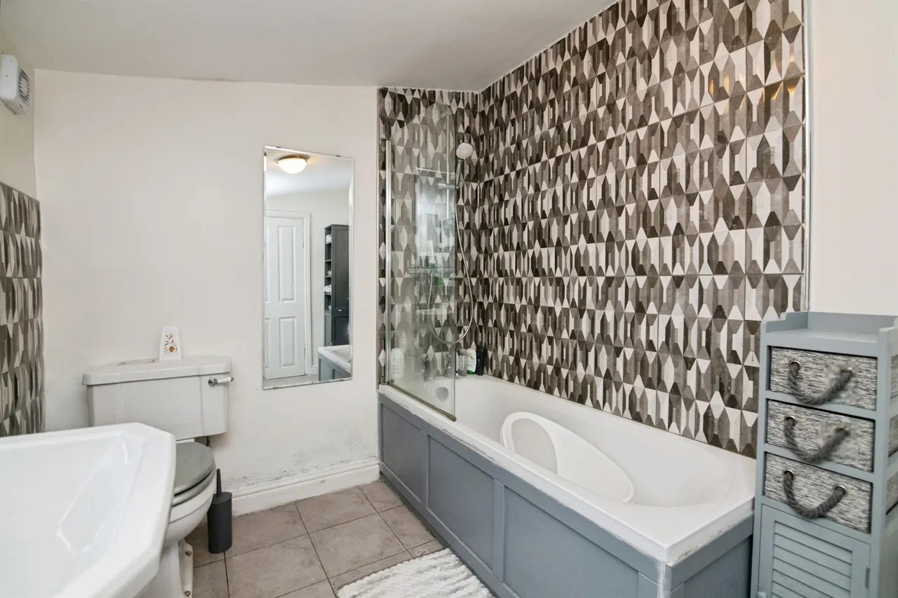 Rathbone Road, Smethwick, B67, photo 7