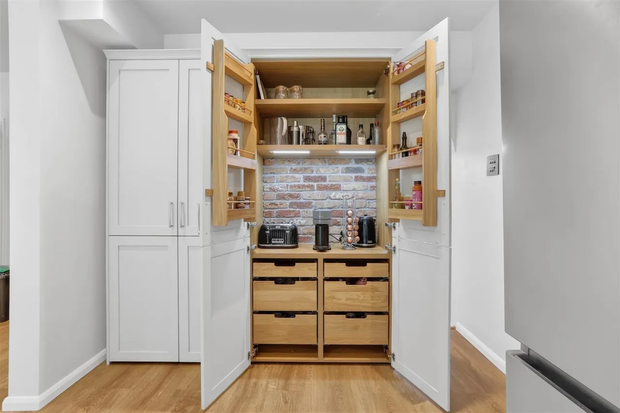 Chiltern Road, Sutton, SM2 5RD, photo 18
