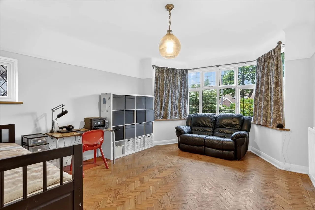 Chiltern Road, Sutton, SM2 5RD, photo 9