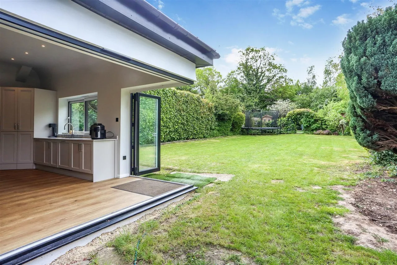 Chiltern Road, Sutton, SM2 5RD, photo 22